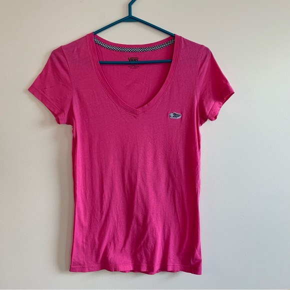 VANS pink v-neck TEE SHIRT . - Picture 2 of 3